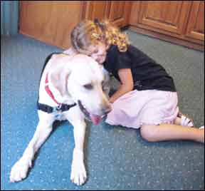 Los perros de asistencia para el autismo pueden cambiar la vida de los niños con autismo